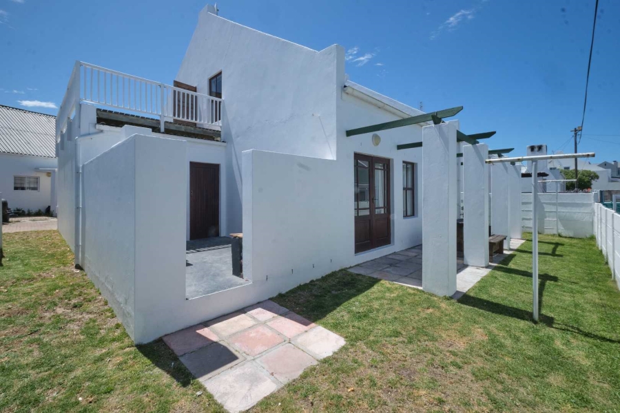 3 Bedroom Property for Sale in Yzerfontein Western Cape